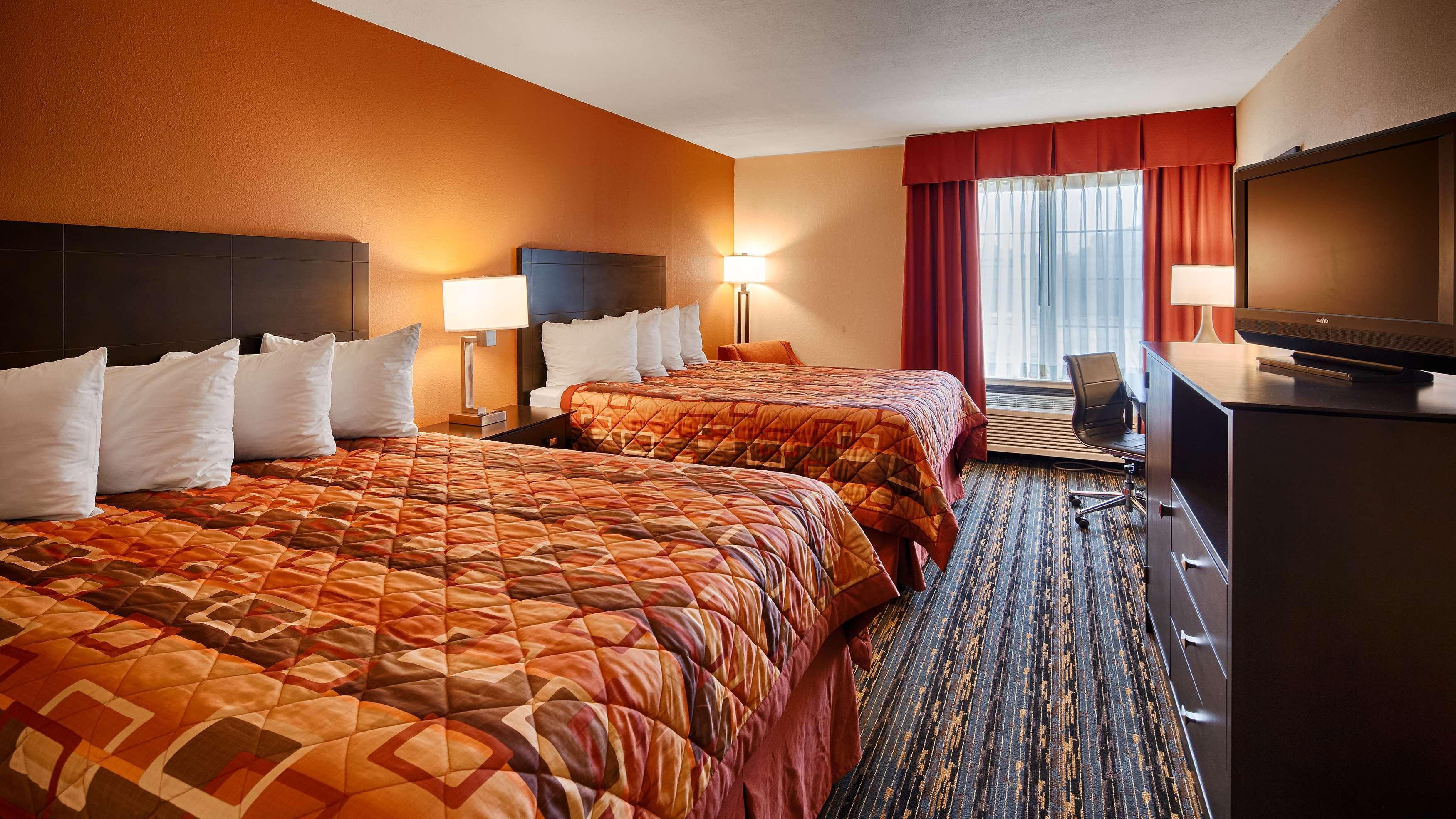 Western Kenosha Hotel Broken Arrow