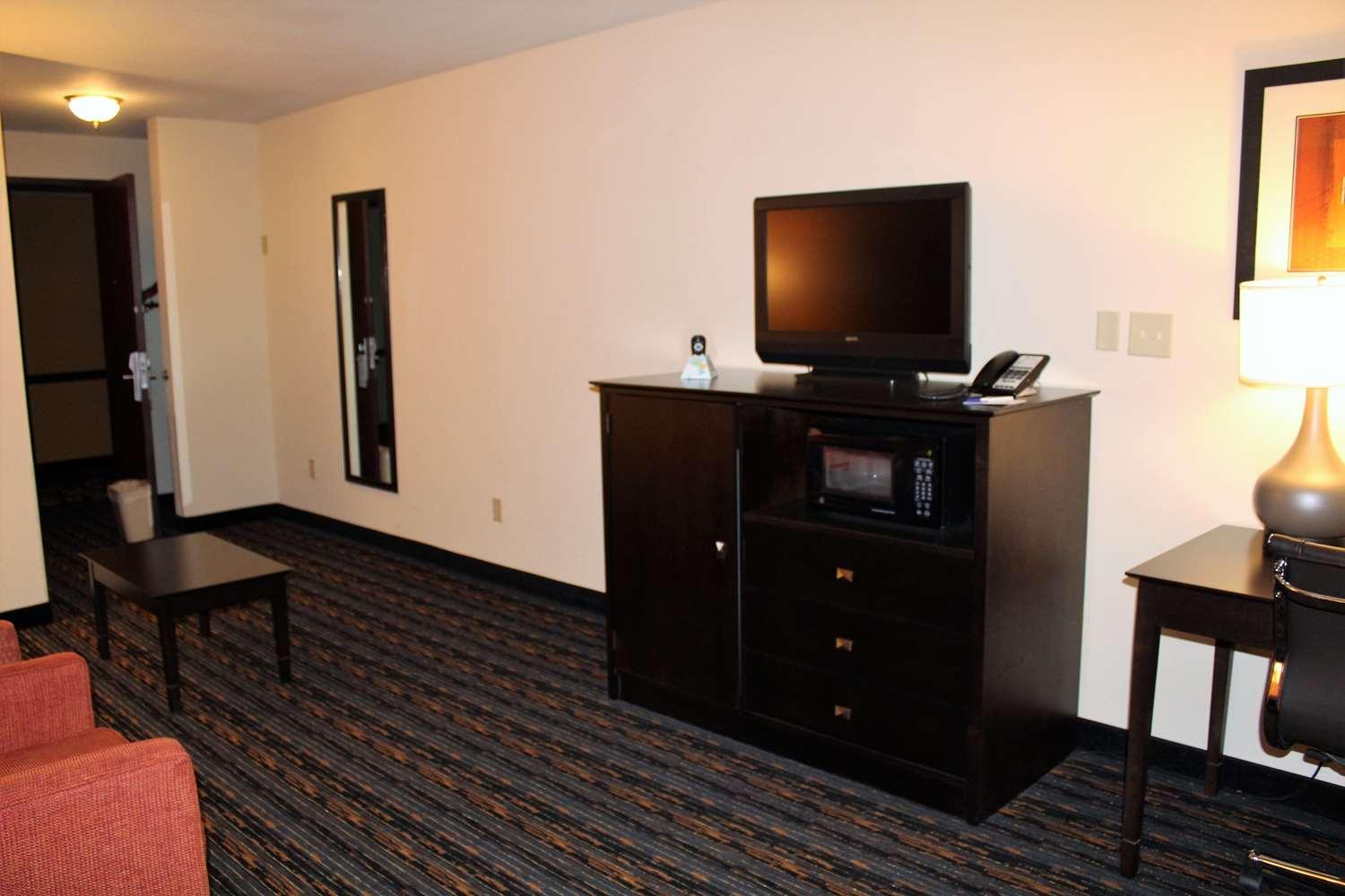 Western Kenosha 3*