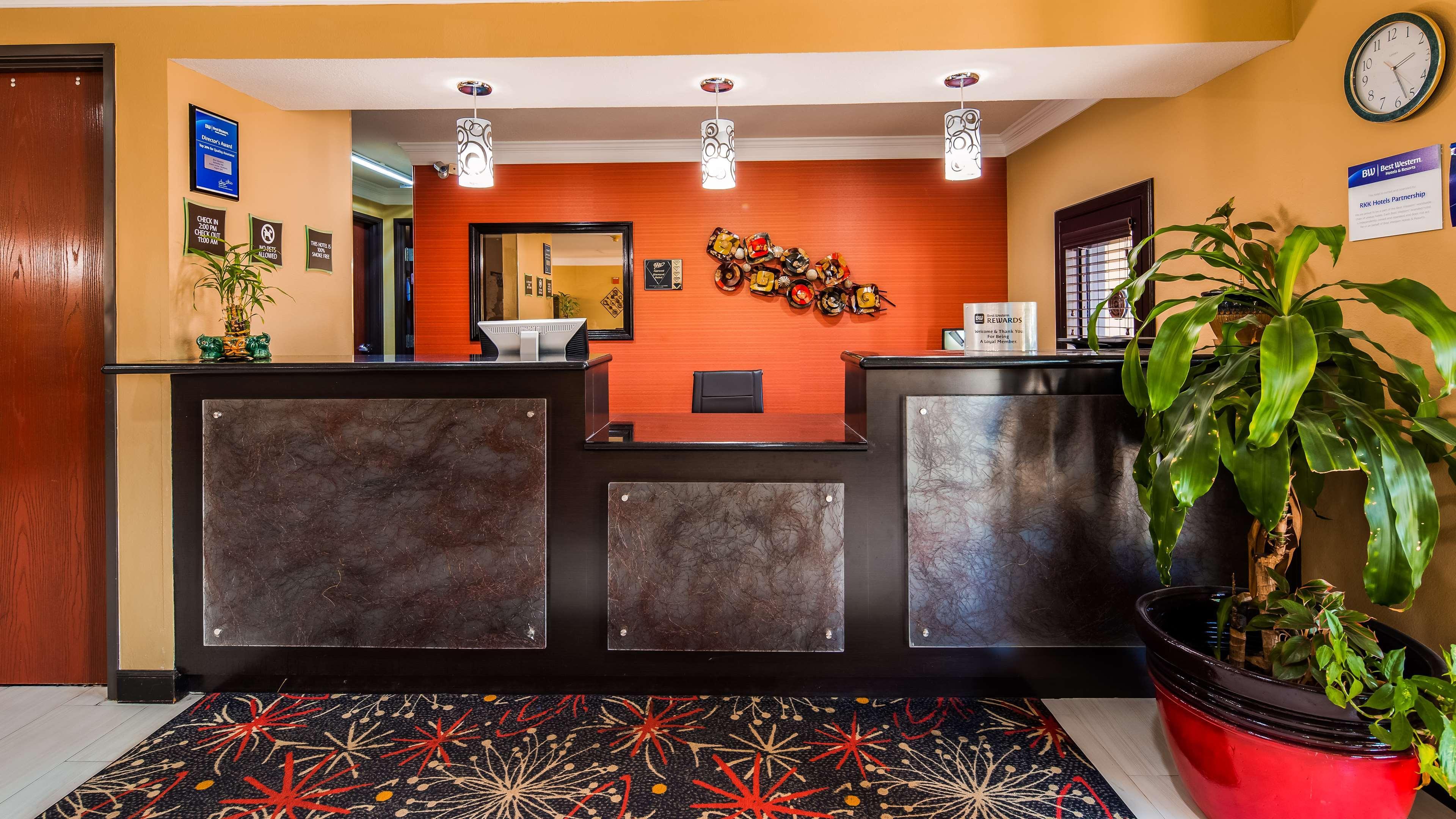 Western Kenosha Hotel Broken Arrow