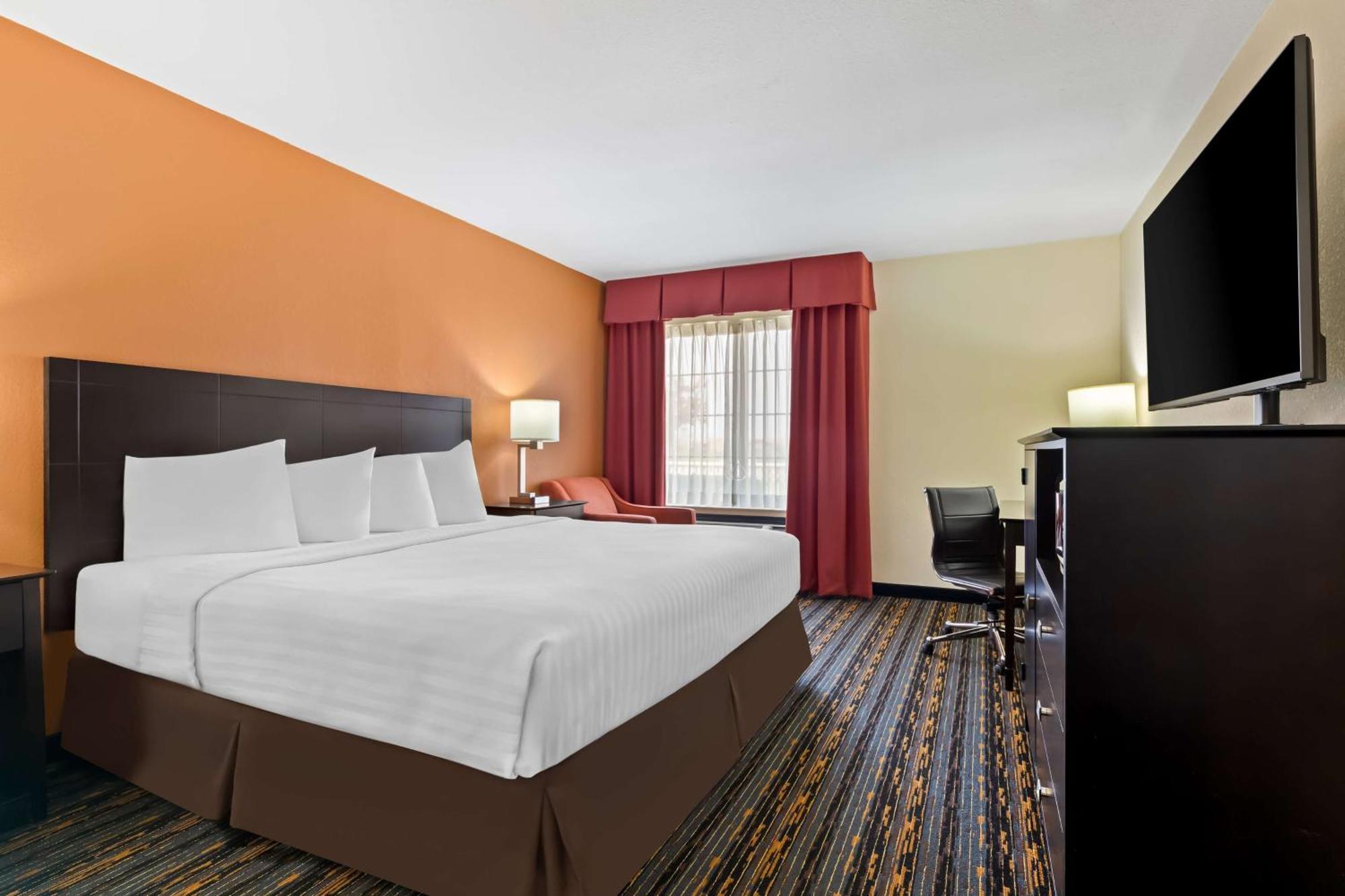 Western Kenosha Hotel Broken Arrow