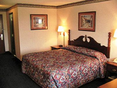 Hotel Western Kenosha 3*